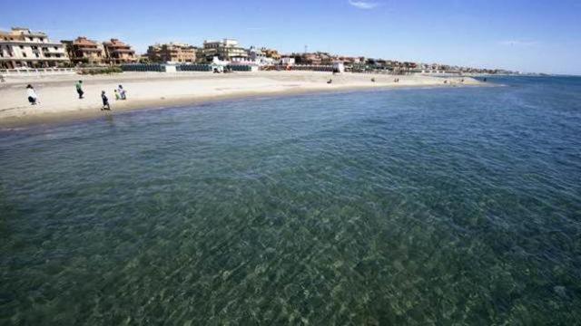 Grande, Vista Mare A 2 Passi Dalla Spiaggia 丽都迪奥斯蒂亚 外观 照片